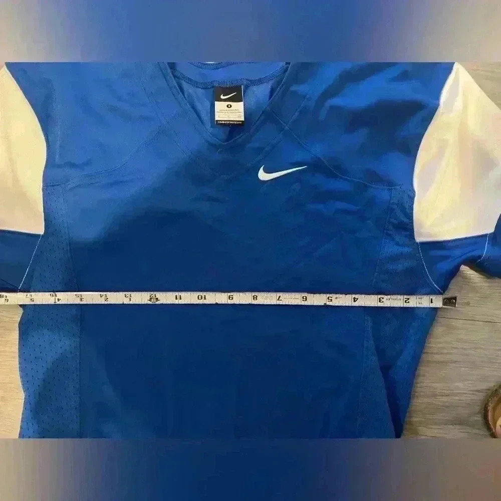 Nike football jersey NWOT - Picture 3 of 5